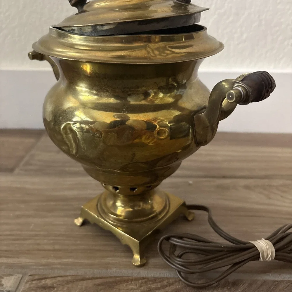 Vintage Brass Samovar Table Lamp Beautiful‎ Lamp Used, Tested, Working 10